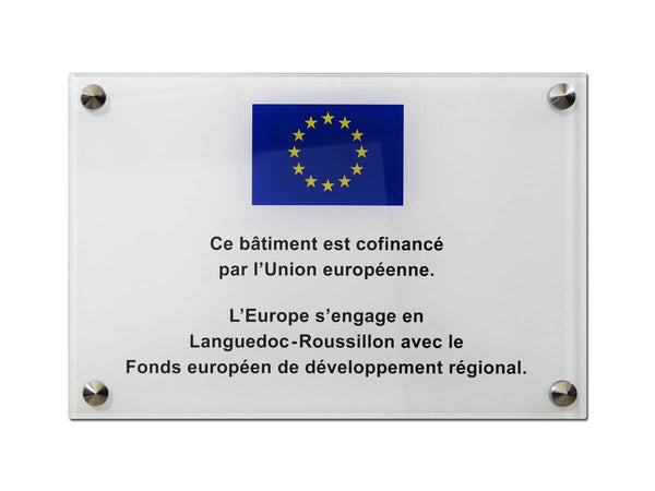 Plaque d'inauguration avec logo